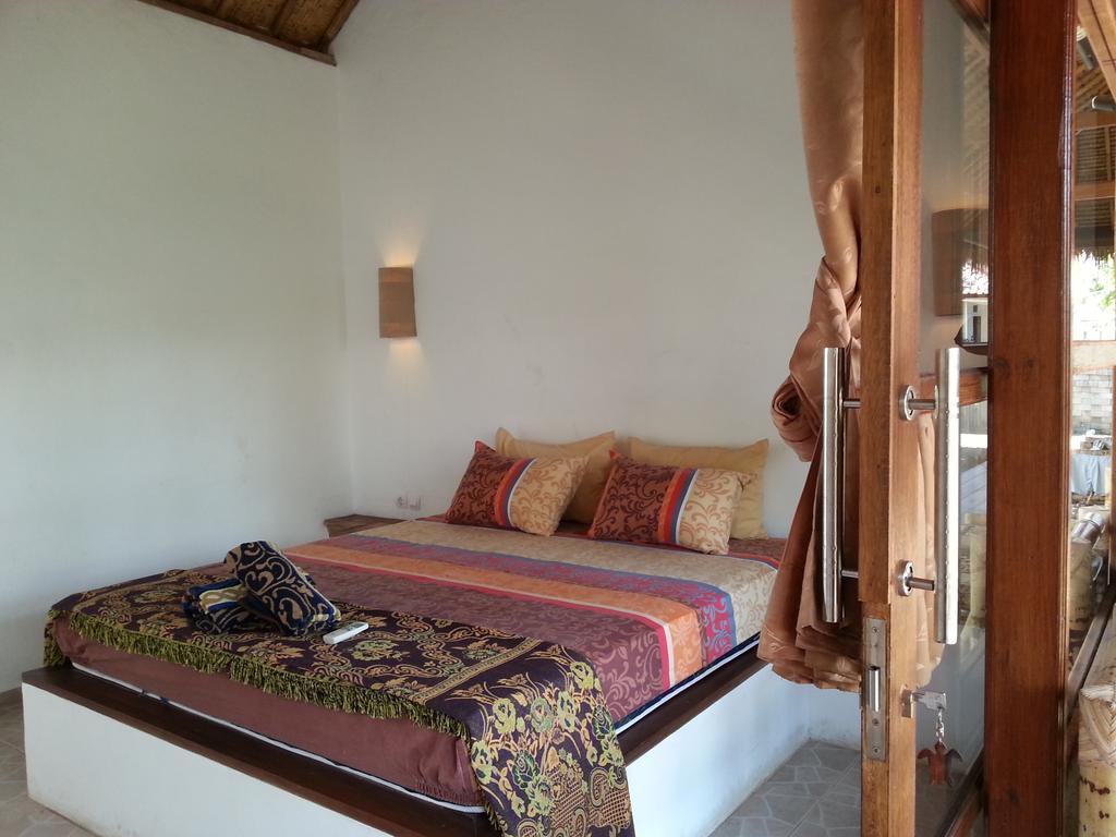 Classico Italiano Bed & Breakfast Gili Air Bilik gambar