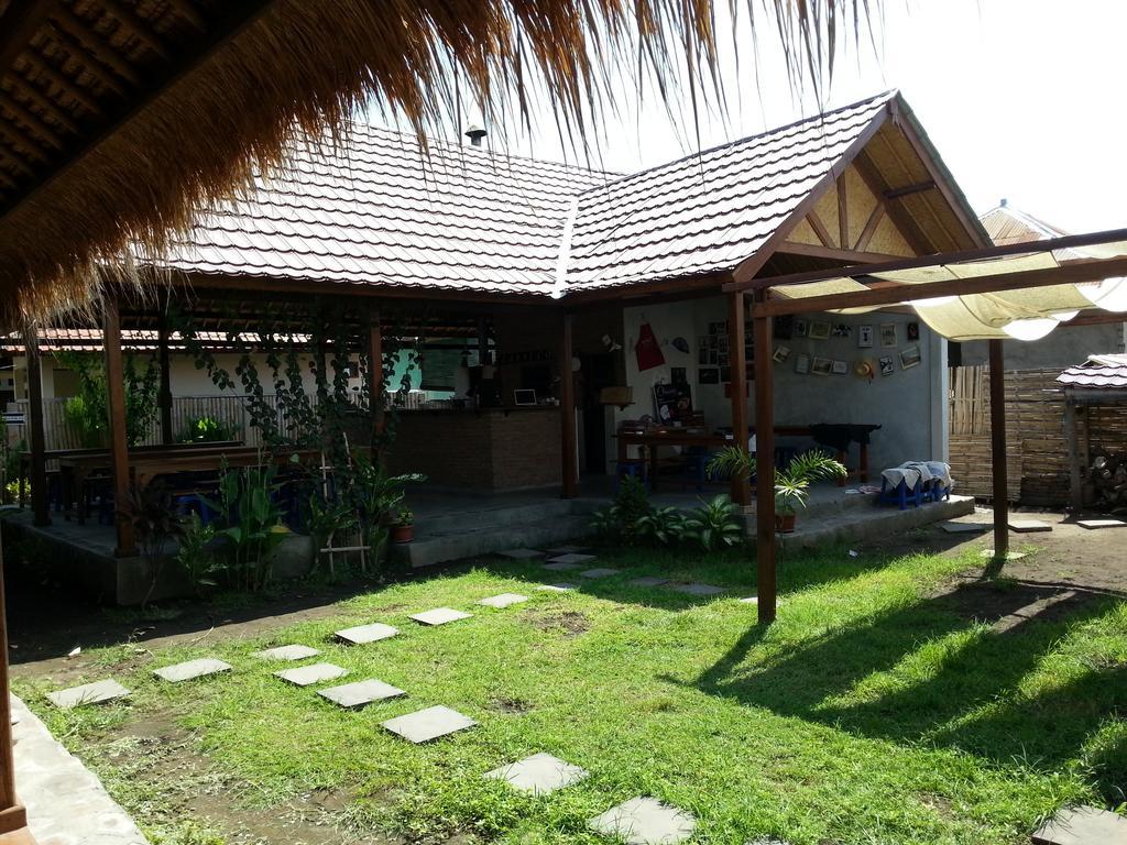 Classico Italiano Bed & Breakfast Gili Air Bilik gambar