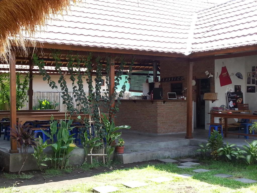 Classico Italiano Bed & Breakfast Gili Air Bilik gambar